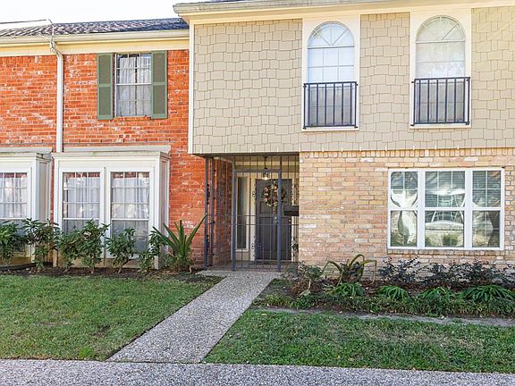 2nd image of 1727 W Sam Houston Parkway S