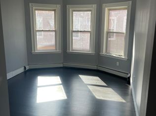 23 Nightingale St, Dorchester, MA 02124
