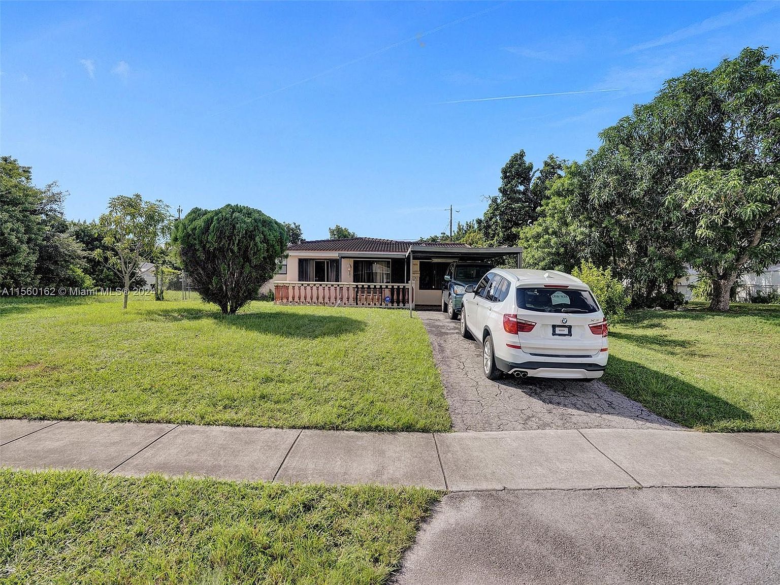 1632 NE 170th St, North Miami Beach, FL 33162 | Zillow