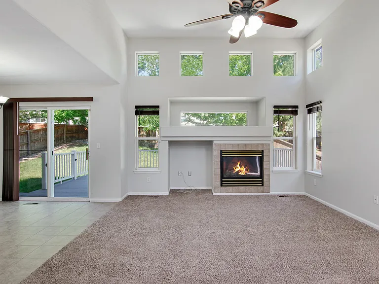 10373 Ravenswood Way — Photo 4