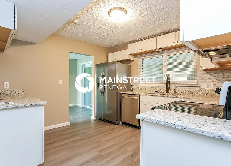 5046 Lindel Dr — Photo 7