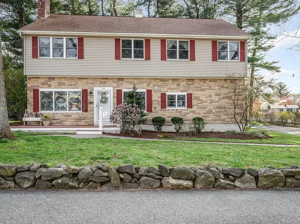 120 Nichols St, Wilmington, MA 01887