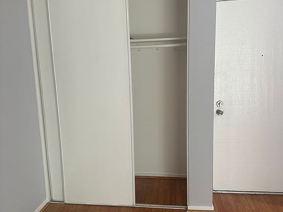 3rd image of 400 S Kingsley Dr APT 216
