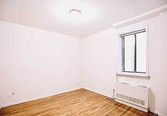 5th image of 221 E 33rd St #3FR