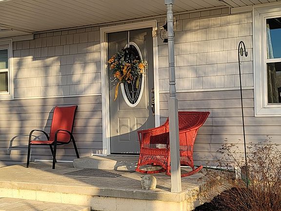 4th image of 118 Nile Ln