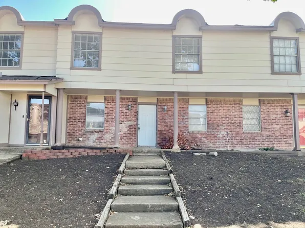 2310 Chapel Hill Ln, Arlington, TX 76014