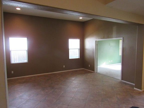 4th image of 29605 Branwin St