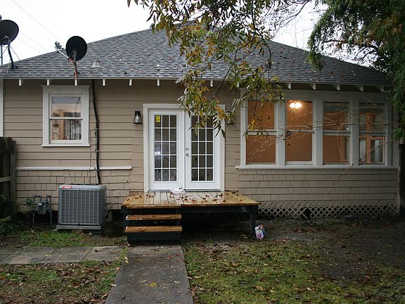 5th image of 1310 Central Dr