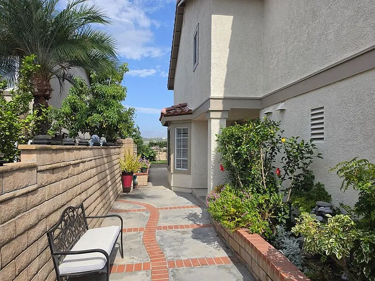 27875 Avenida Armijo — Photo 2