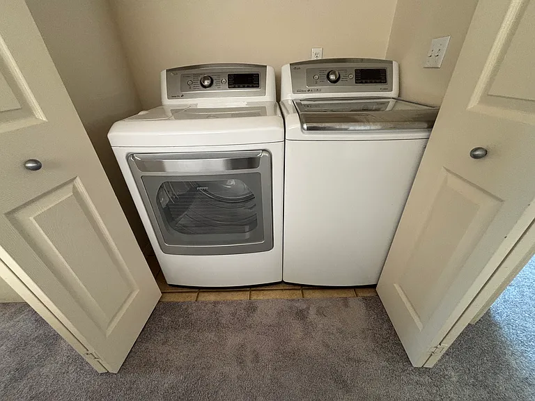 20681 SW Rosemount St — Photo 21