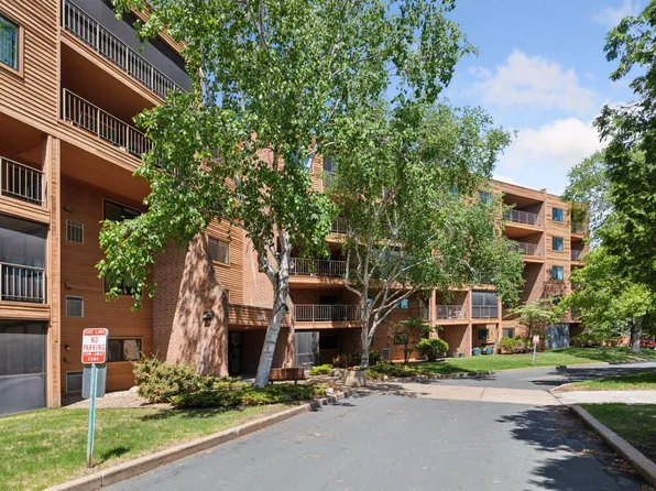 3300 Louisiana Ave S APT 122, Saint Louis Park, MN 55426