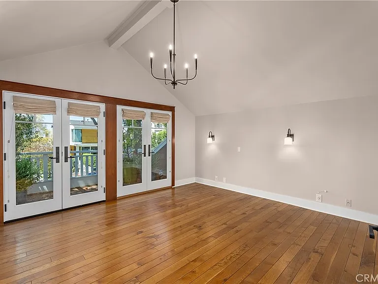 624 Poppy Ave — Photo 17
