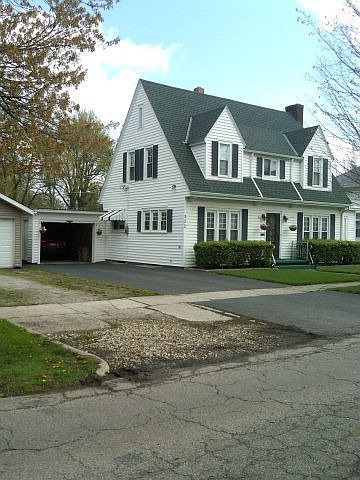 1st image of 332 W Church St