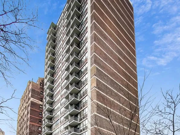 2740 N Pine Grove Ave APT 19F, Chicago, IL 60614