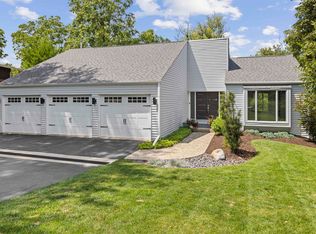 5038 Whittier Ln, Rockford, IL 61114