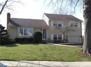 112 Shelly Ln, Delran, NJ 08075