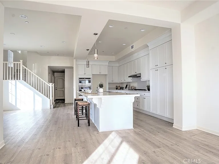 22117 Normandie Ave — Photo 5