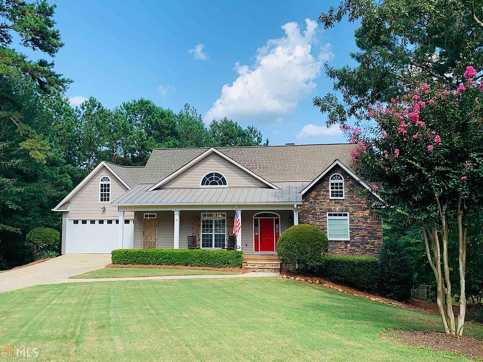 1st image of 104 Fox Tail Dr