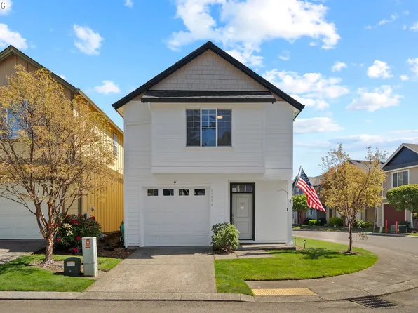 17474 SE Reserve Loop, Milwaukie, OR 97267