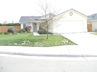 2351 S Rogers Ln, Fresno, CA