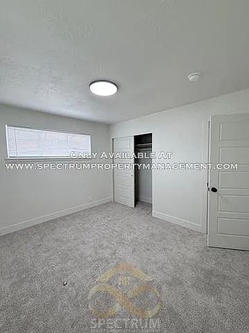 4195 S 1865 E — Photo 18