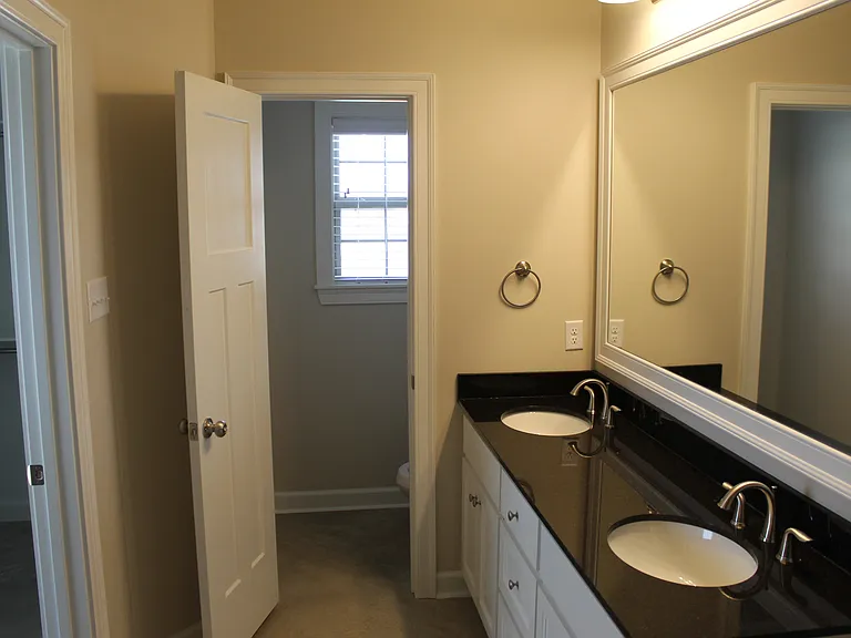 30 C L Fowler Loop — Photo 8