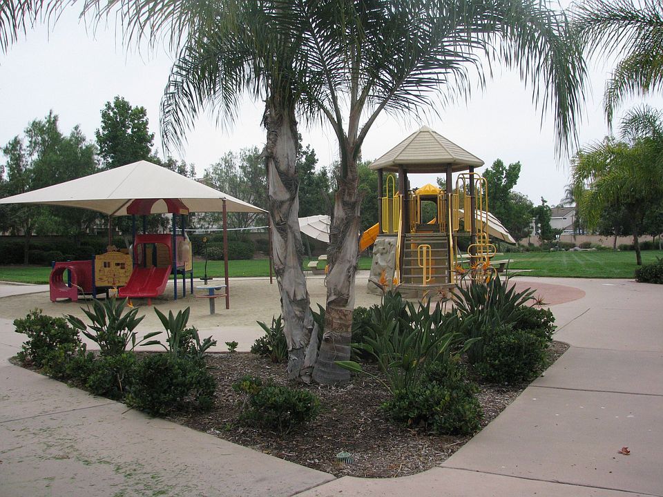 2nd image of 445 Whispering Willow Dr Unit D
