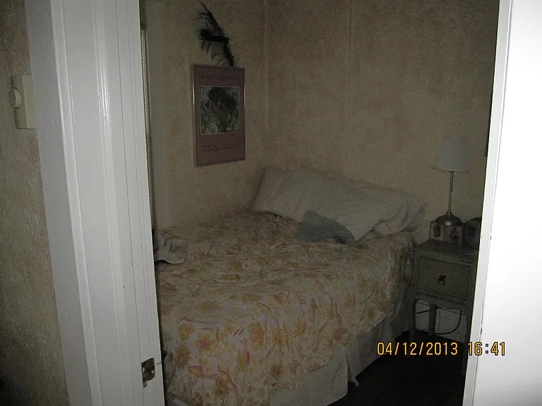 220 SE Gladstone St #2 — Photo 9
