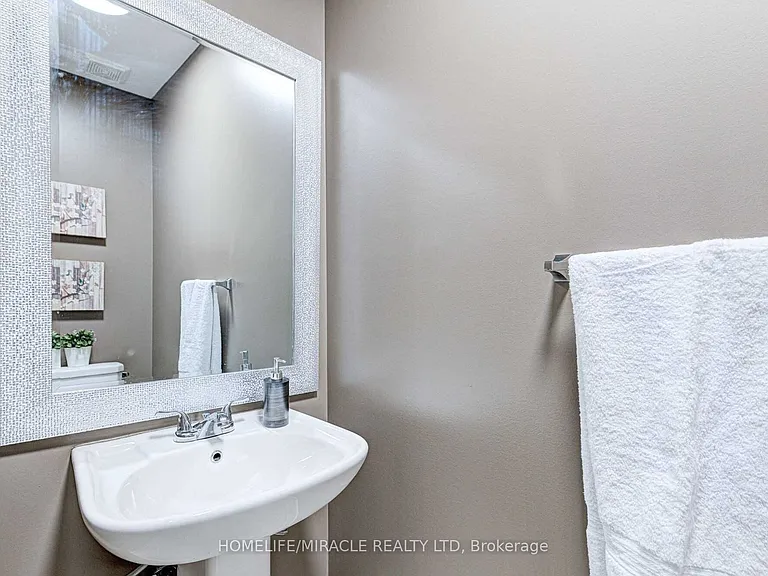16 Twin Falls Rd — Photo 30