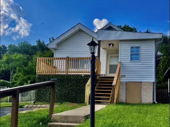 133 Costello St, Charleston, WV 25302