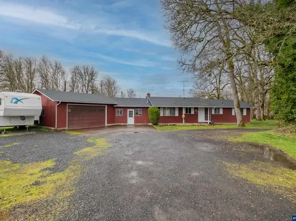 31666 SW 5th St, Lebanon, OR 97355