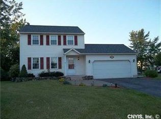 8167 Cicero Mills Rd, Cicero, NY 13039