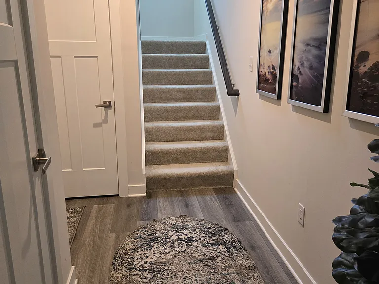 2056 Codaz Way — Photo 14