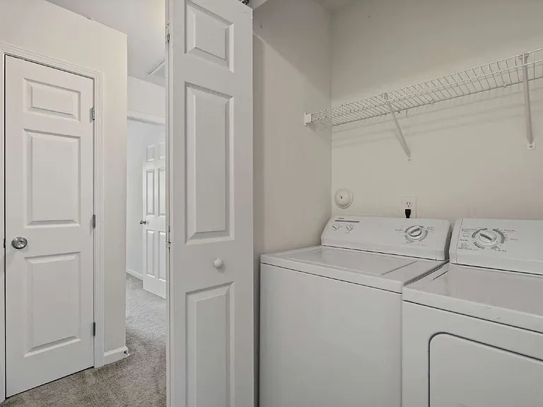 8515 Mount Valley Ln — Photo 18