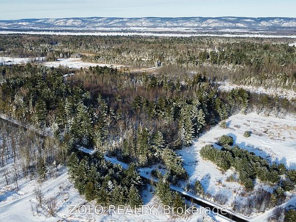 3rd image of 3240 Greenland Rd