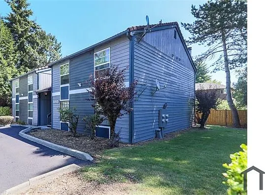 2 bed, 998 sqft, $2,100 — Photo 1