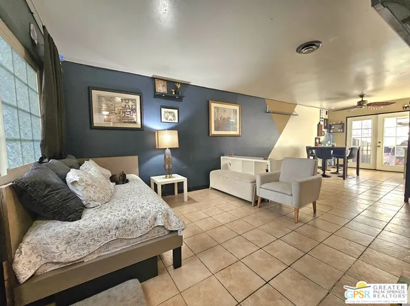 635 E Matchwood Pl, Azusa, CA 91702