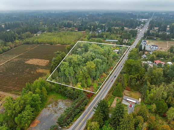 4th image of 24183 Fraser Hwy