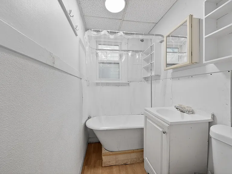 Campus View Apartments — Photo 7