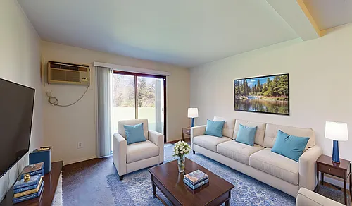 Mallard Cove Apartments Photo 1
