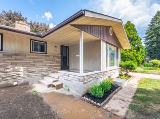 214 Forest Hill Dr, Kitchener, ON N2M4G3