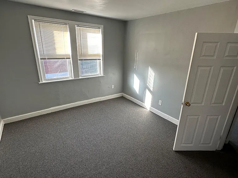 3703 W Franklin St — Photo 7