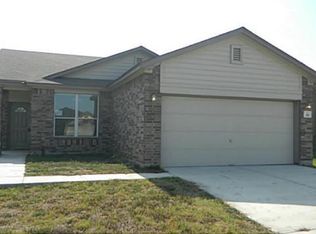 217 Briarwood Dr, Leander, TX 78641