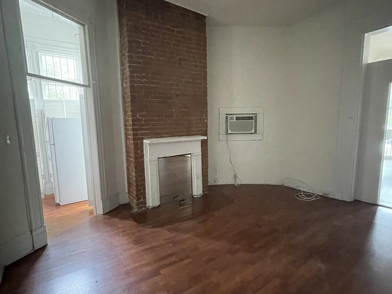 1034 S Carrollton Ave - A — Photo 2