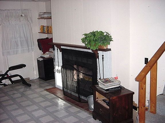 4th image of 4764 NE 142nd Ave
