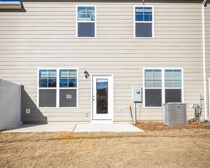 4160 Steel Way — Photo 7