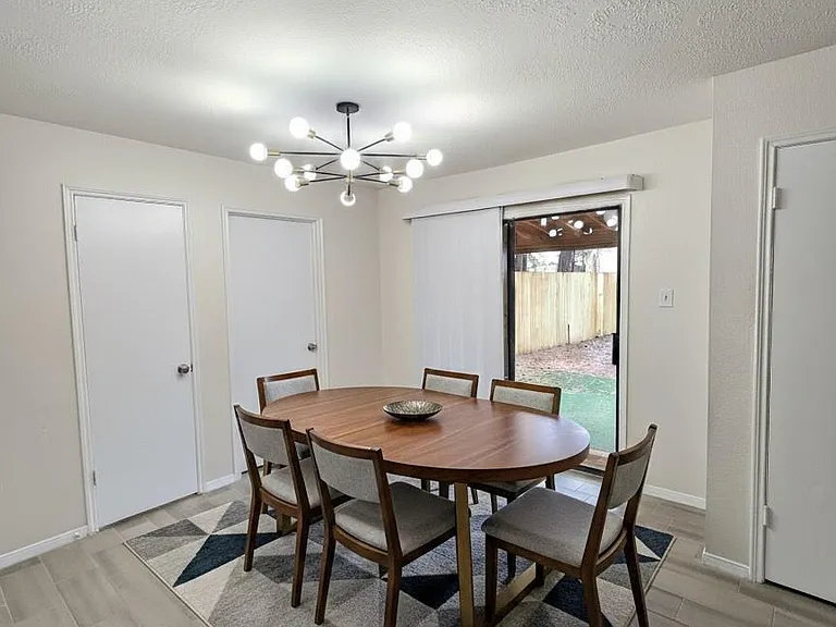 10047 Emerald Creek Dr — Photo 6