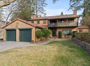 1223 E Overbluff Rd, Spokane, WA 99203