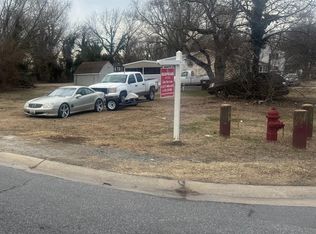 Park Ln, Cambridge, MD 21613