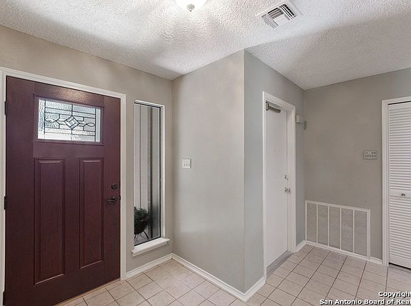 4th image of 15226 Moss Way St